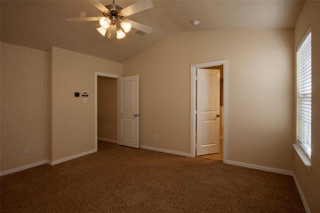 Building Photo - 7825 Fox Horn Dr