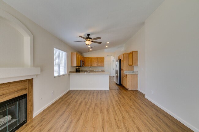 Building Photo - 3-Bedroom Home with Upgraded Cooling & Gre...