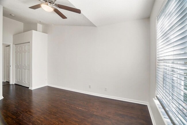 Building Photo - 9929 Porta Leona Ln