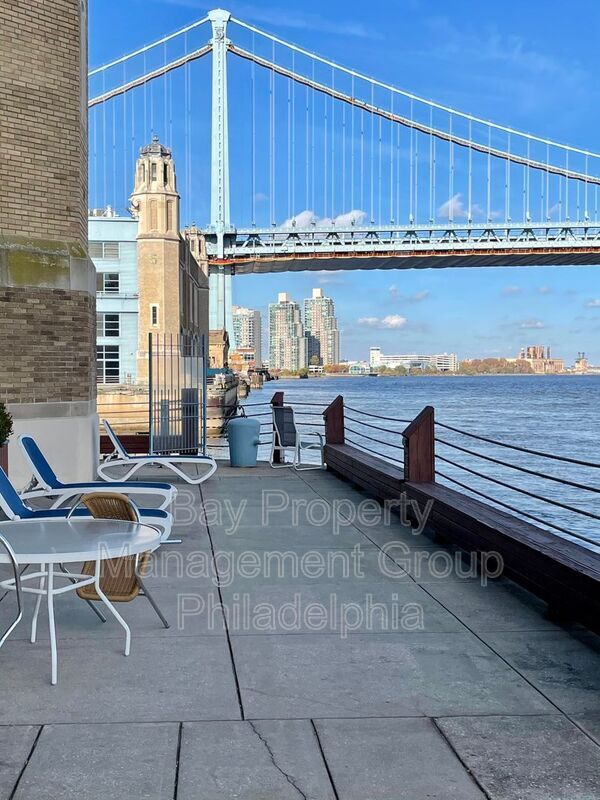 Building Photo - 3 N Christopher Columbus Blvd