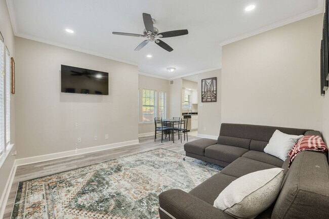 Building Photo - 101 Winter Park