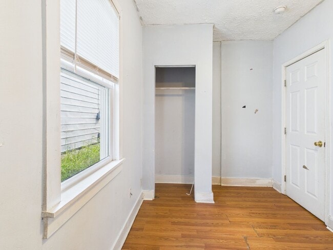 Building Photo - 3205 Hull Street Rd