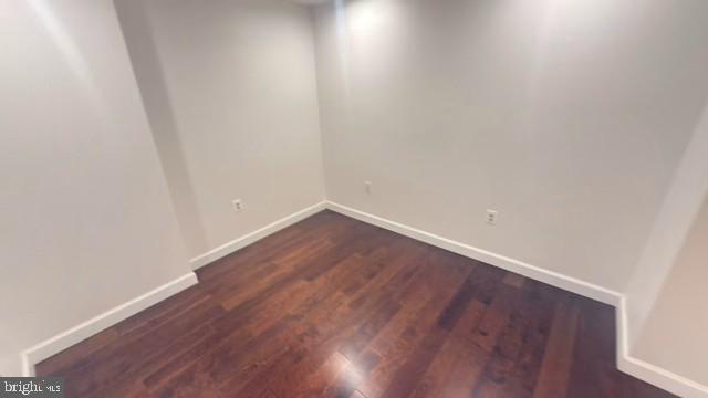 Building Photo - 5750 Bou Ave