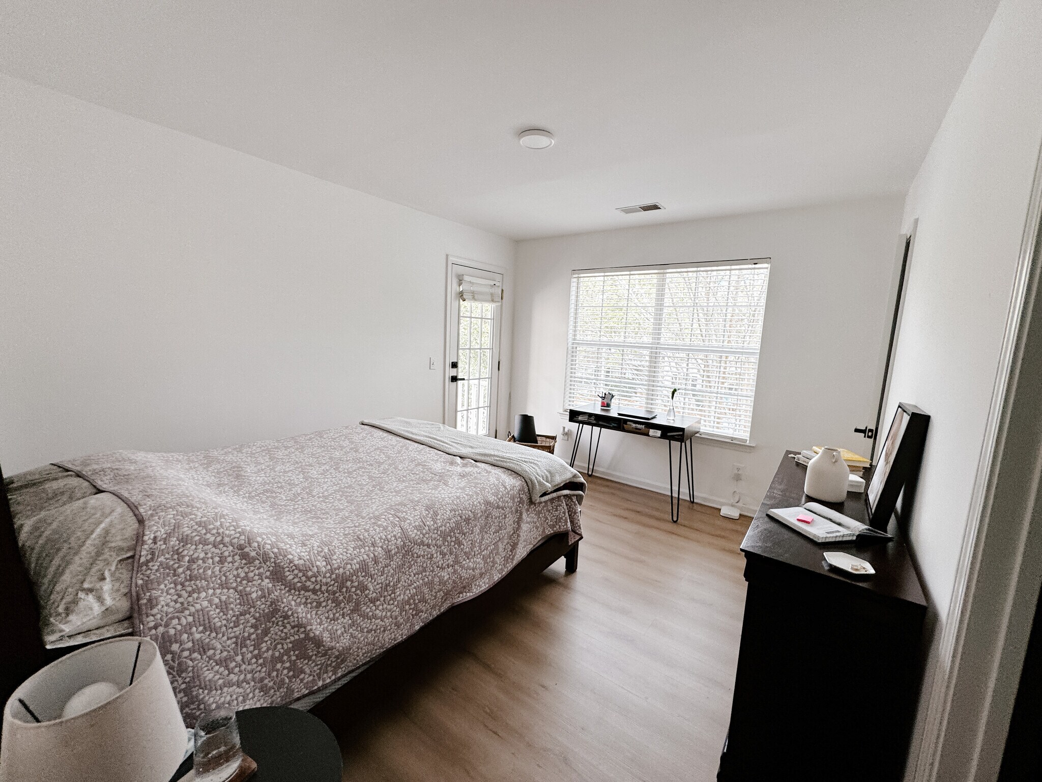 Building Photo - 215 Dillard Mill Dr