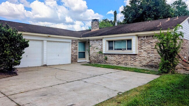 Primary Photo - 10523 Huff Dr