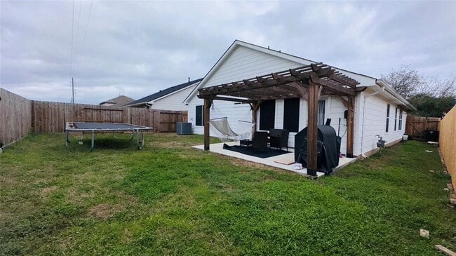 Building Photo - 15839 Kings Cypress Ln