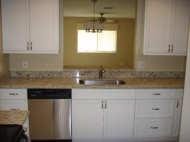 Building Photo - 14874 Wildflower Ln