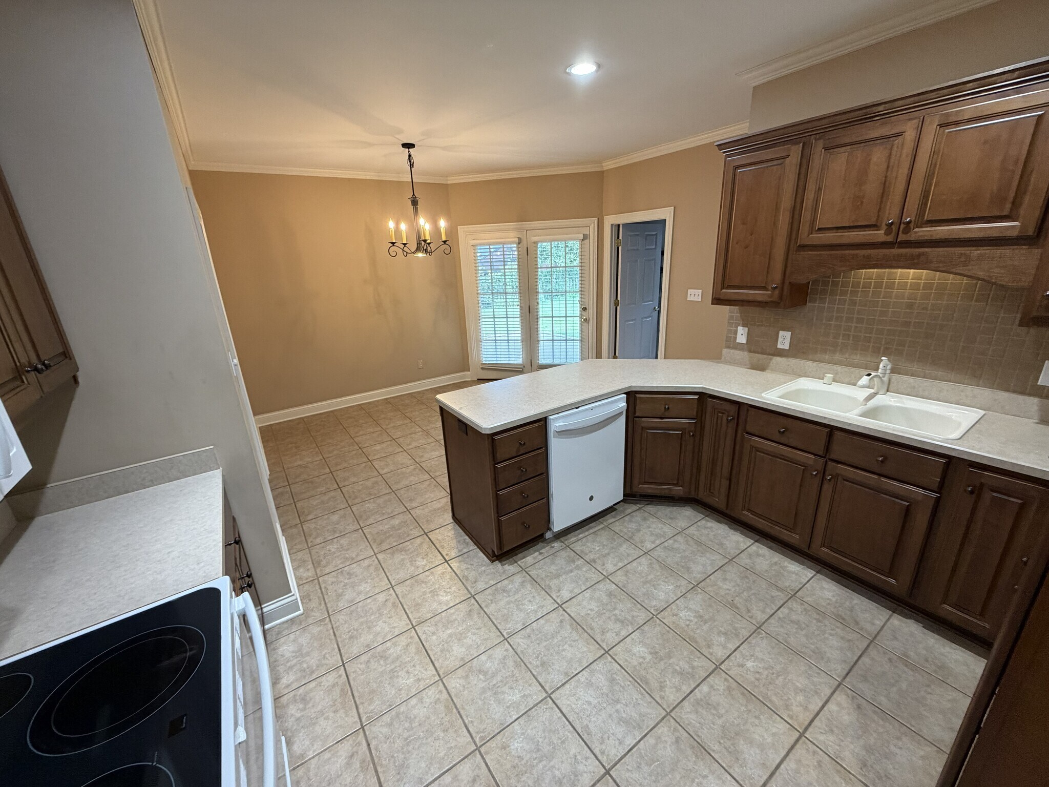 Kitchen - 4610 Arborgate Dr