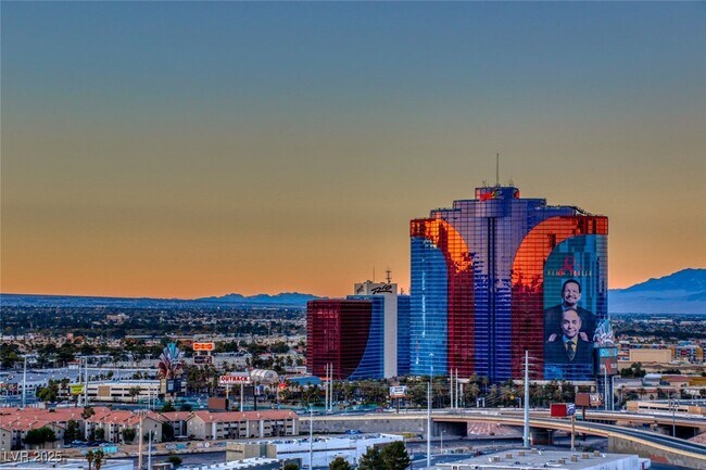 Building Photo - 4575 Dean Martin Dr