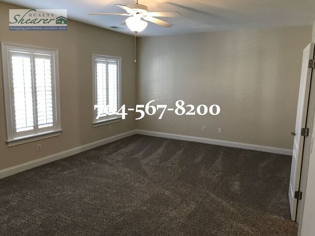 Building Photo - Great 2 story townhome in Ballantyne