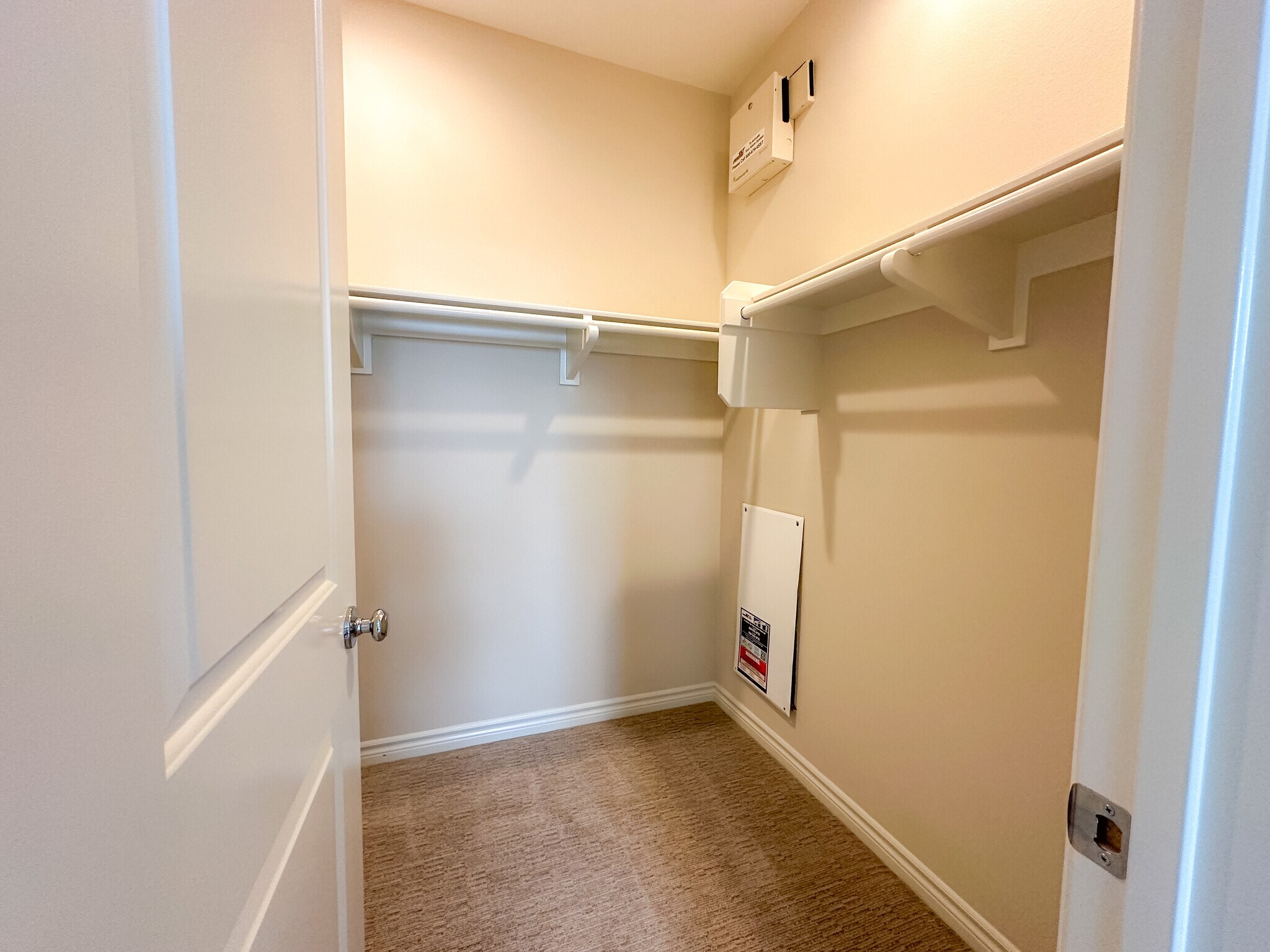 Building Photo - 14770 Palmera Ct