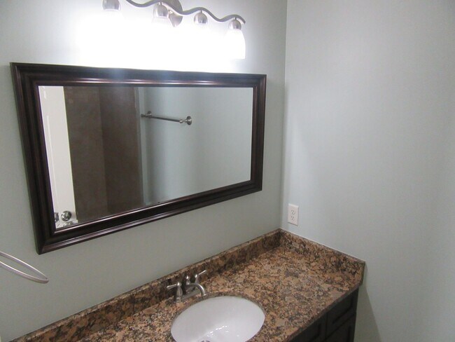 Building Photo - 2413 Astrid Ln