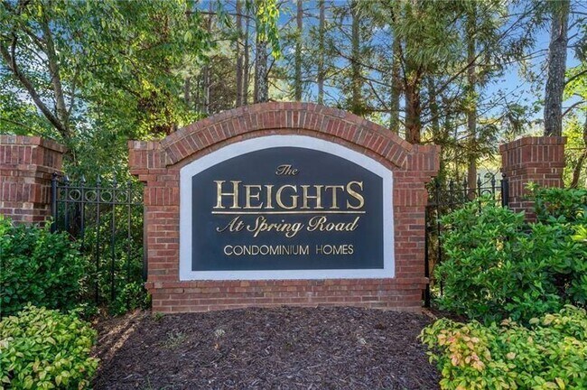 Building Photo - 106 Spring Heights Ln