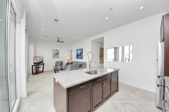 Building Photo - 10327 Termini-San Luis Pass Rd