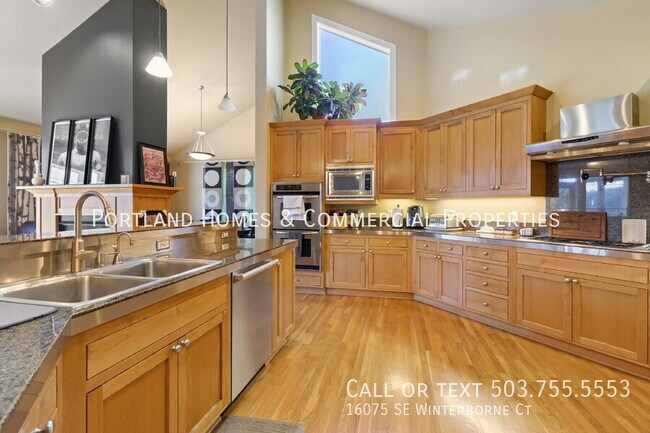 Building Photo - 16075 SE Winterborne Ct