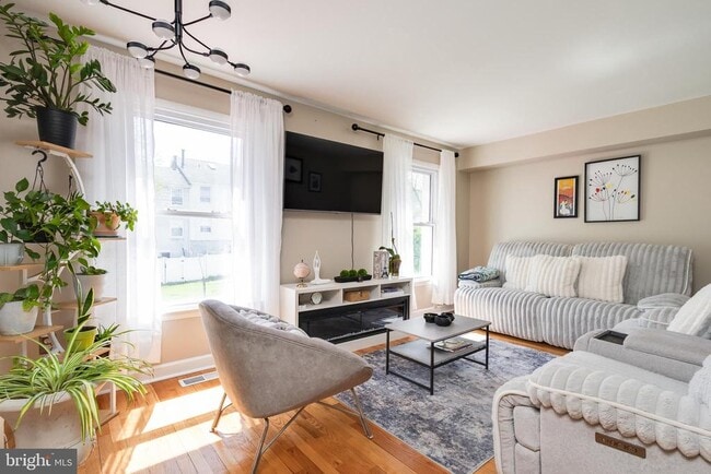 Building Photo - 9308 Canterbury Riding