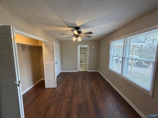 Building Photo - 16519 Market St