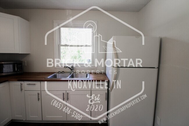 Building Photo - 2725 Keith Ave