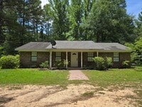 Building Photo - 270 Rowell Rd W