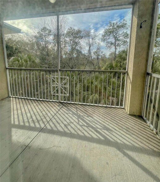 Building Photo - 17112 Carrington Park Dr