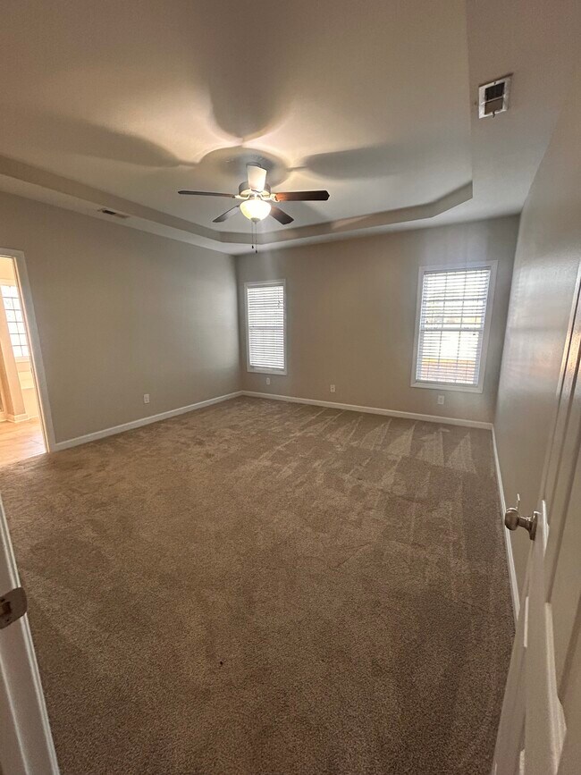 Building Photo - 4304 Dublin Rd