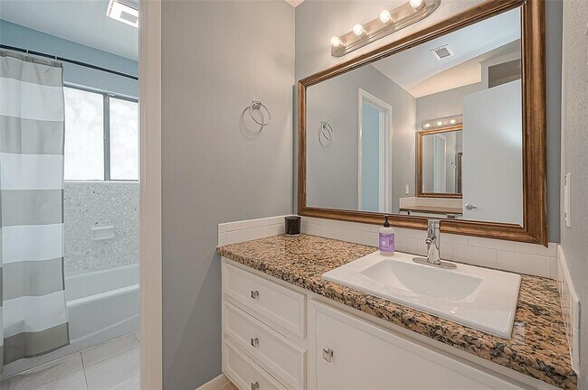 Building Photo - 10919 Villa Lea Ln