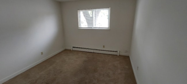 Building Photo - N142W6196 Concord St