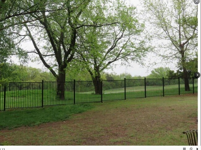 Building Photo - 803 Cardinal Creek Blvd
