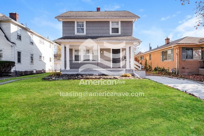 Building Photo - 737 Hampton Ave