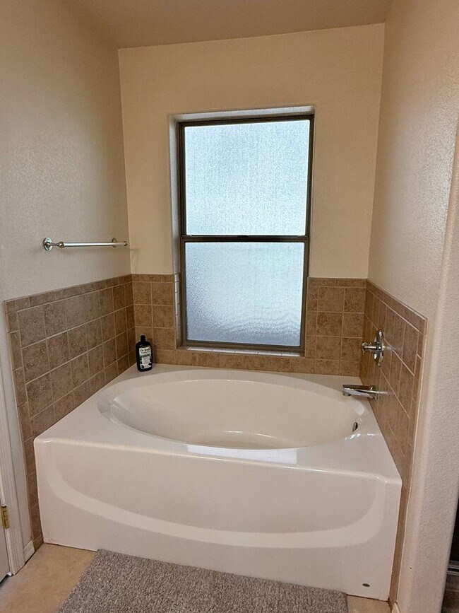 Building Photo - 11785 Calle Gaudi