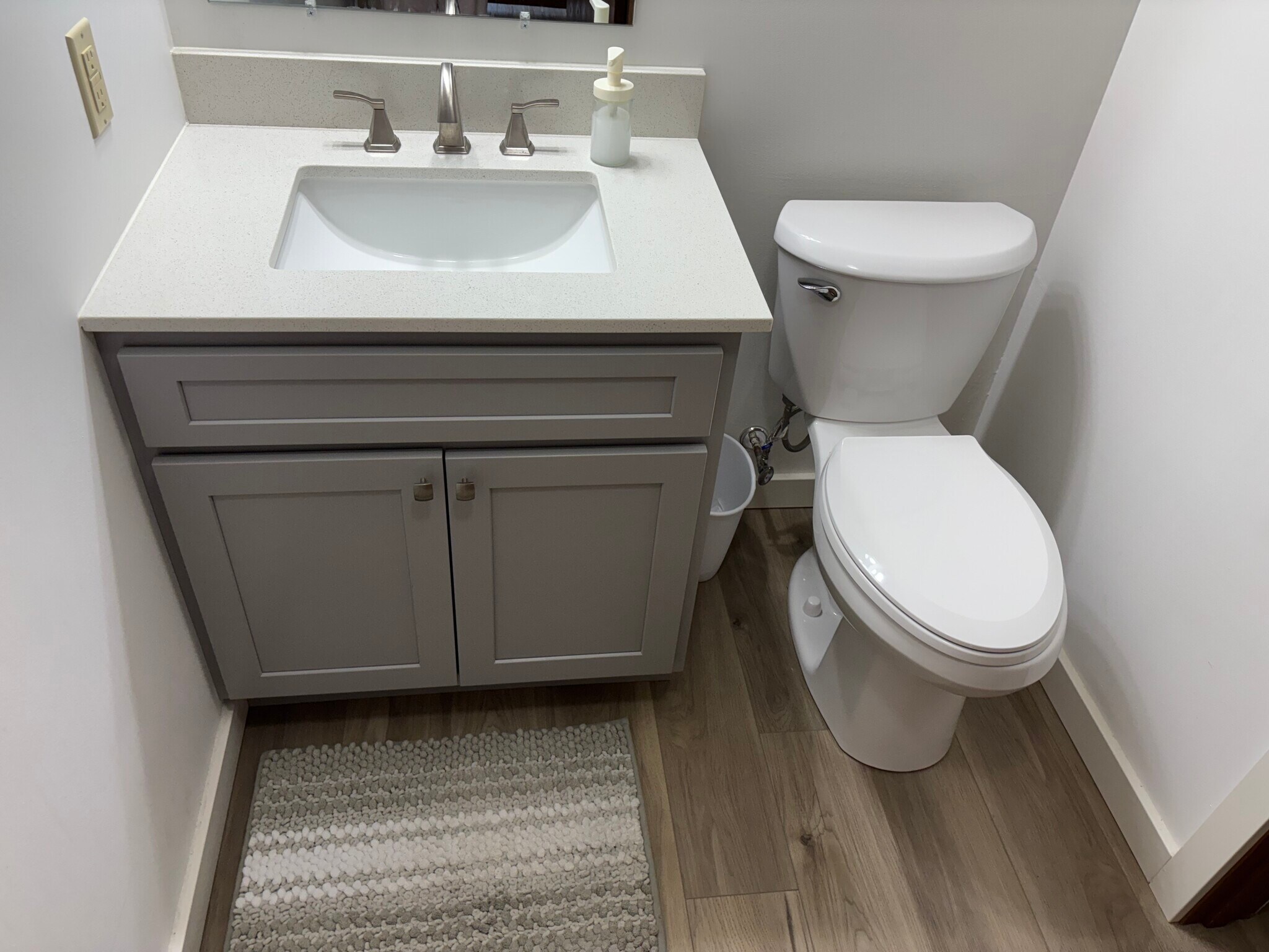 Building Photo - 2360 Wapakoneta Ave