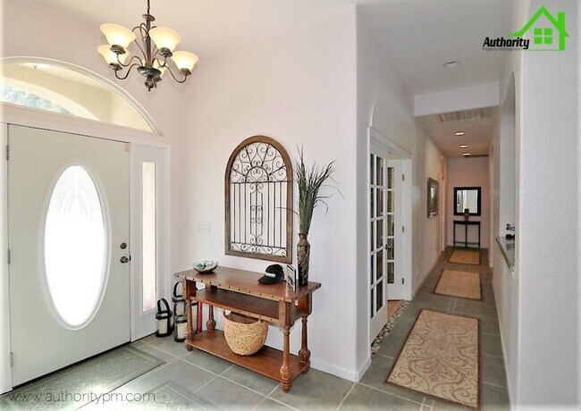 Building Photo - 14270 Quail Springs Rd