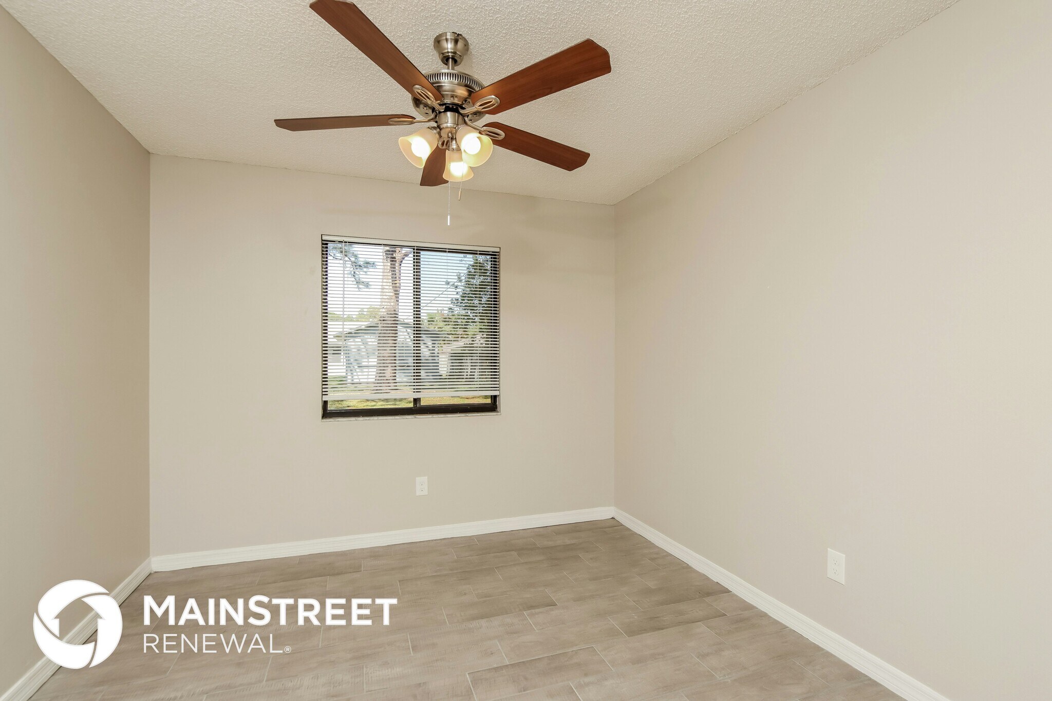 Building Photo - 1079 Beacon St NW