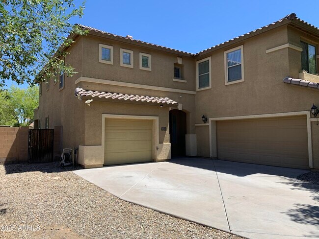 Building Photo - 9018 W Superior Ave