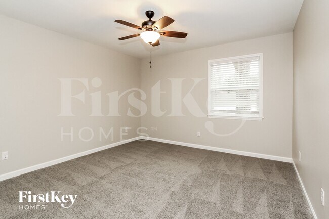 Building Photo - 3610 Bardot Dr