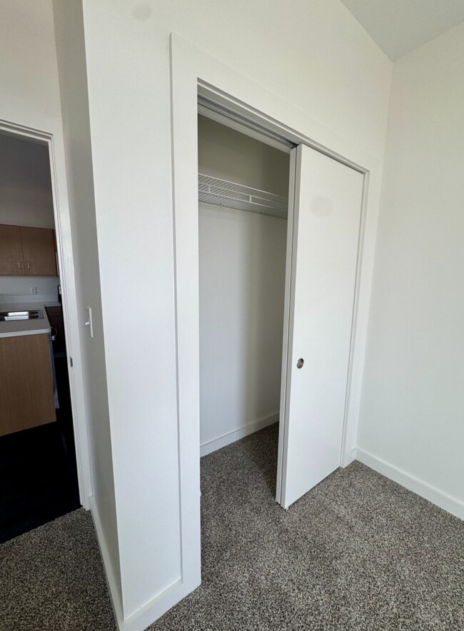 Building Photo - Liberty Beall