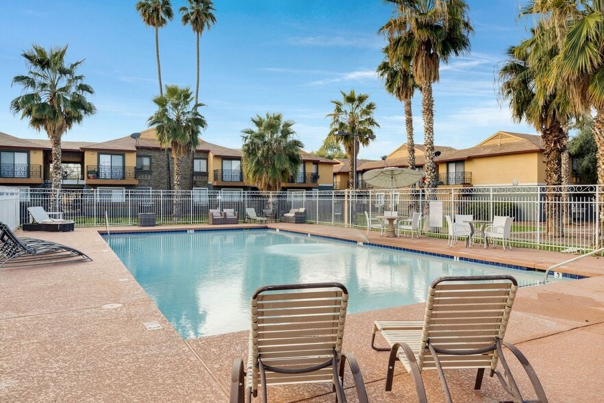 Interior Photo - Country Creek Apartments