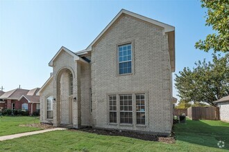 Building Photo - Beautifully remodeled two story home locat...