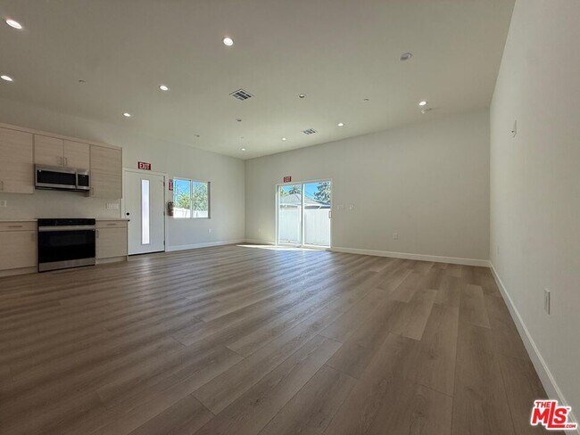 Building Photo - 15830 1/2 Blackhawk St