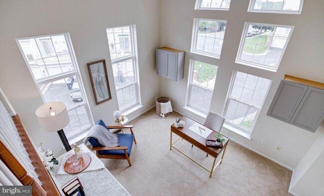 Building Photo - 9515 Walker Way