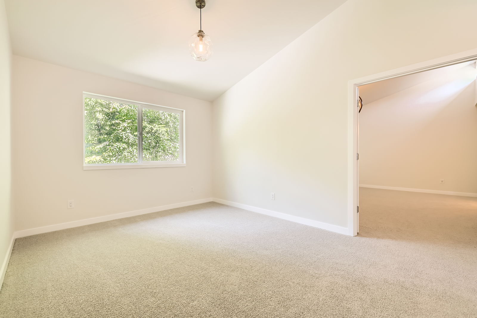 Additional Family Room - 19121 1st Dr SE
