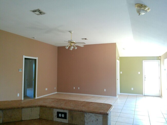 Building Photo - 7818 Wolverine Dr