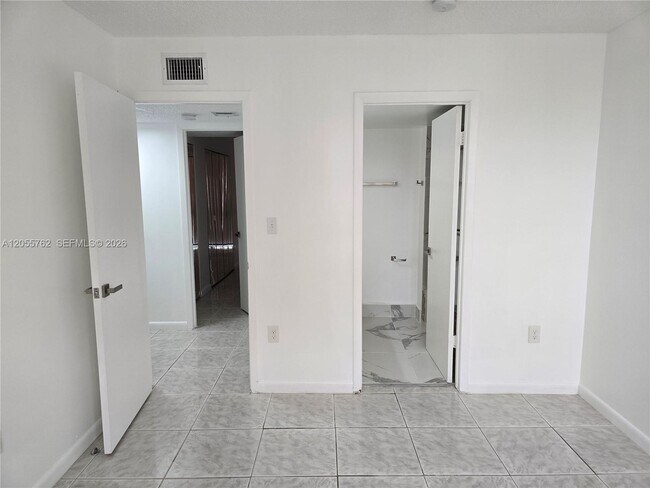 Building Photo - 12230 SW 16th Terrace