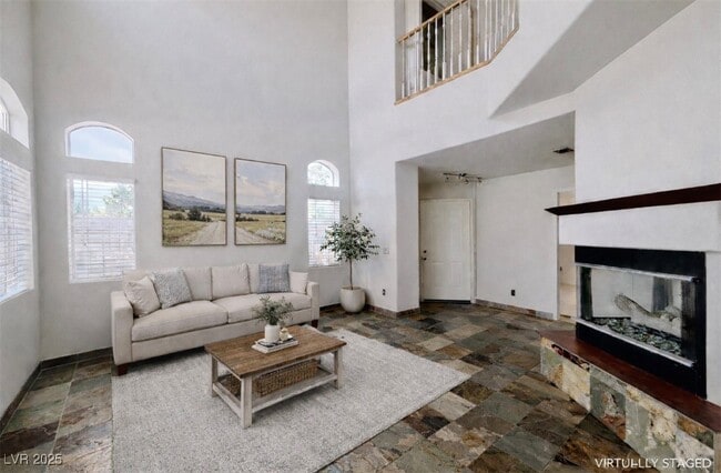 Building Photo - 1802 Ellisworth Pl