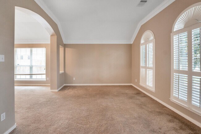 Building Photo - 2711 Sica Hollow Ln