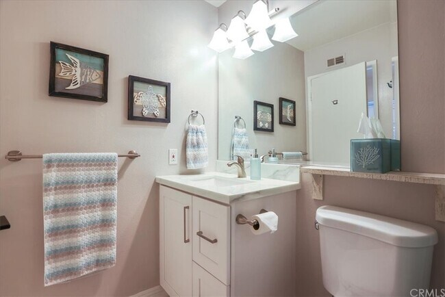 Building Photo - 16872 Cod Cir