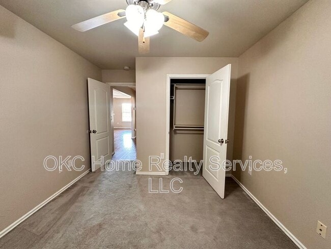 Building Photo - 4501 SE 78th St