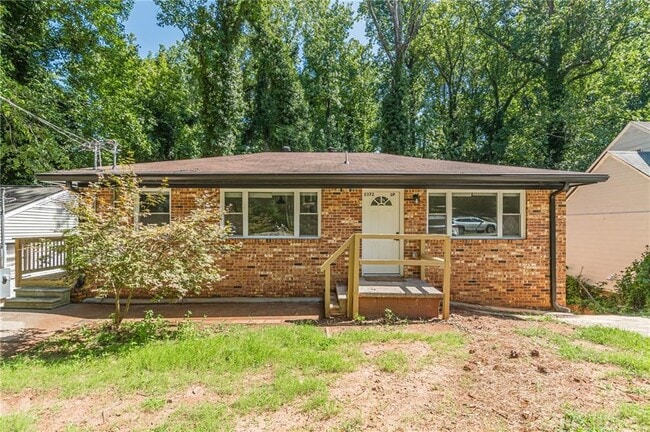 Primary Photo - 2372 Jefferson Terrace