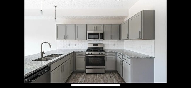 Building Photo - 1222 Elowen Wy