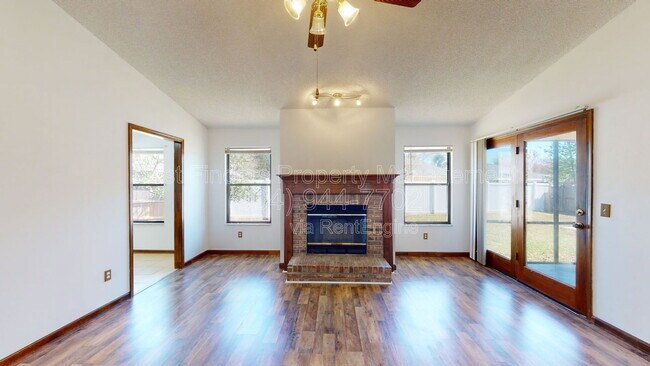 Building Photo - 1607 Beverly Bay Ct
